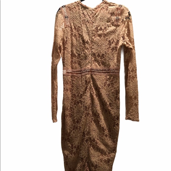 Pretty little thing nude/pastel pink dress - Picture 3 of 9